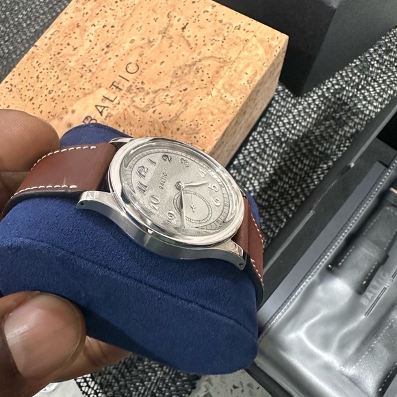 Baltic MR01 silver Roulette dial - Picture 8 of 10